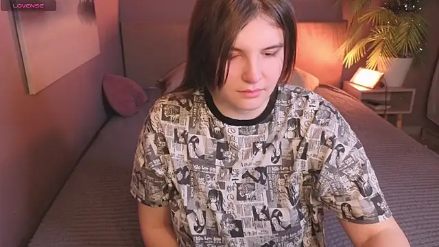 Snapshot of Ruyjin_Choi chatting on 13, 1, 2026 Ruyjin Choi online show from 13, 1, 2026