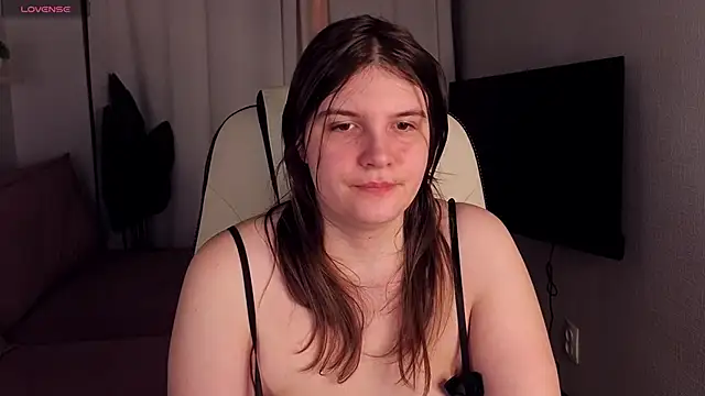 Snapshot of Ruyjin_Choi chatting on 18, 3, 2026 Ruyjin Choi online show from 18, 3, 2026