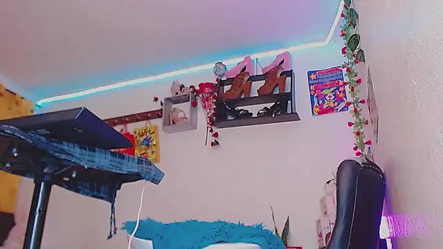  Fernanda Sanchez online show from 2, 12, 2024