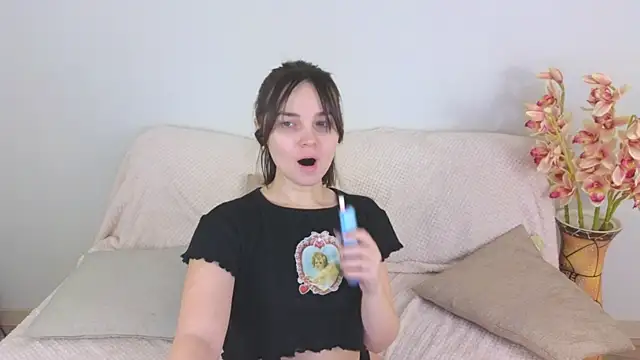 Snapshot of Ellie_Sunset chatting on 14, 1, 2025 Ellie Sunset online show from 14, 1, 2025