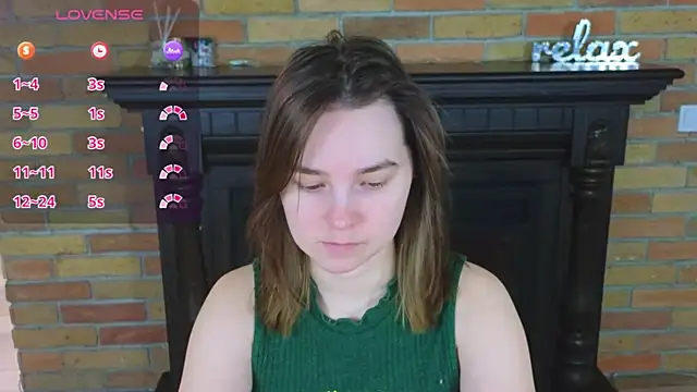 Snapshot of Ellie_Sunset chatting on 9, 3, 2026 Ellie Sunset online show from 9, 3, 2026