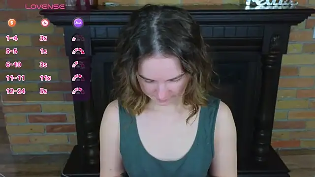 Snapshot of Ellie_Sunset chatting on 18, 3, 2026 Ellie Sunset online show from 18, 3, 2026
