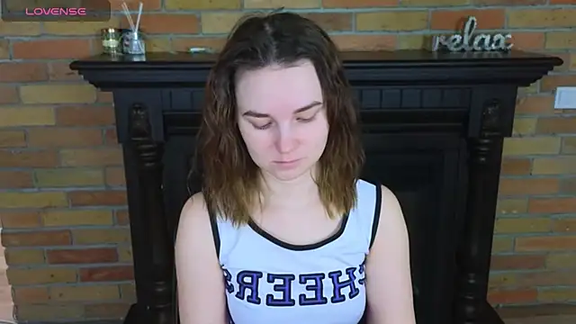 Snapshot of Ellie_Sunset chatting on 15, 4, 2026 Ellie Sunset online show from 15, 4, 2026