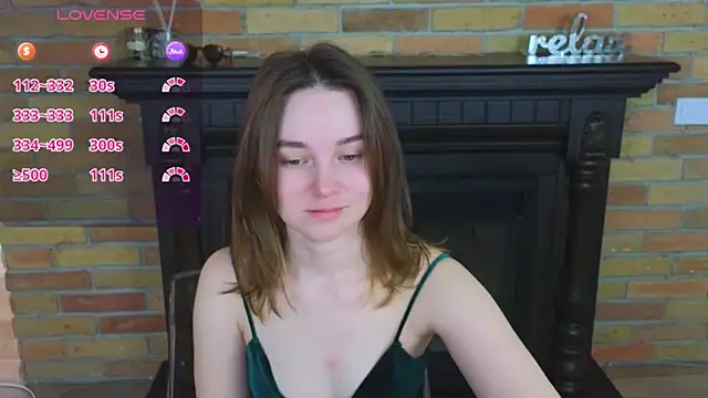 Snapshot of Ellie_Sunset chatting on 20, 4, 2026 Ellie Sunset online show from 20, 4, 2026