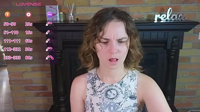 Snapshot of Ellie_Sunset chatting on 16, 7, 2026 Ellie Sunset online show from 16, 7, 2026