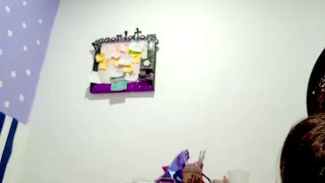 PetiteIvoryQueen19 online show from 28, 2, 2026