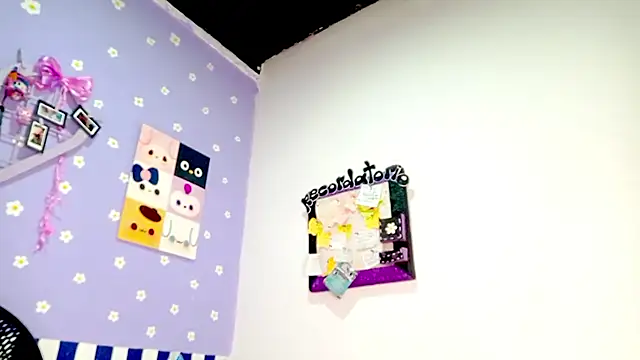 Snapshot of PetiteIvoryQueen19 chatting on 6, 6, 2026 PetiteIvoryQueen19 online show from 6, 6, 2026