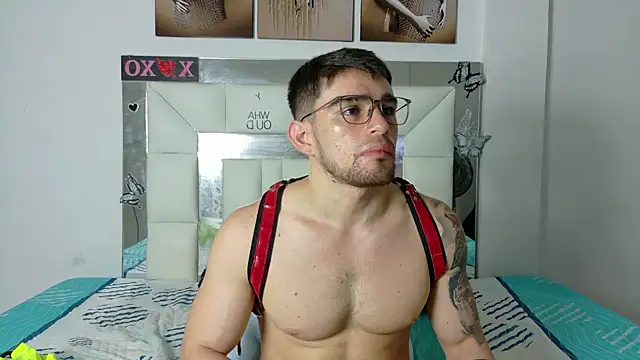 Sexy Alejandro  online show from 10, 12, 2024