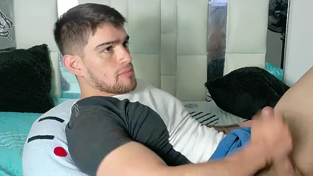 Sexy Alejandro  online show from 7, 1, 2025