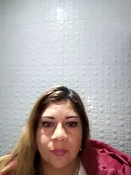 Laura-Hernandez online show from 15, 2, 2025
