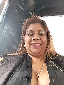 Laura-Hernandez online show from 1, 3, 2025