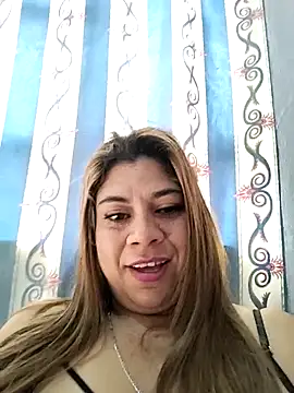 Laura-Hernandez online show from 11, 9, 2025