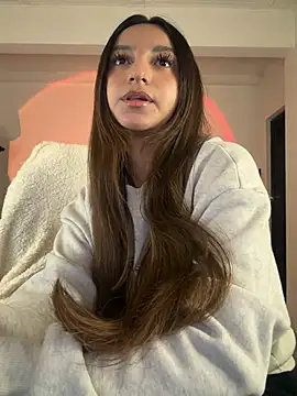 aly golden  online show from 13, 5, 2026