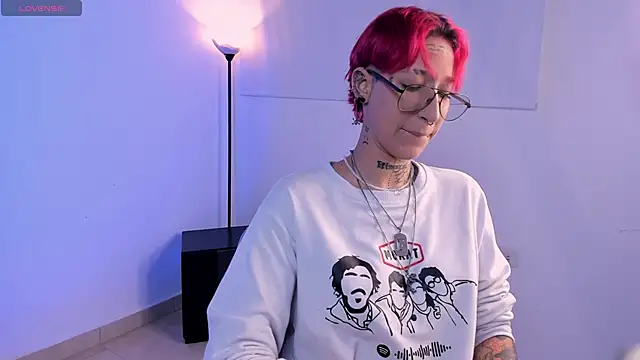 ravengreen  online show from 21, 1, 2025