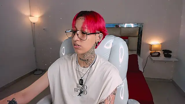 ravengreen  online show from 25, 1, 2025