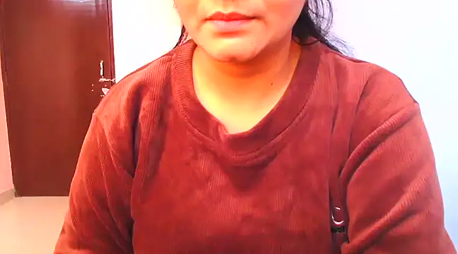 fame girl05 online show from 4, 1, 2025
