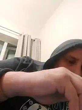 Snapshot of HE-M123 chatting on 1, 12, 2024 HE-M123 online show from 1, 12, 2024