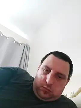 Snapshot of HE-M123 chatting on 10, 12, 2024 HE-M123 online show from 10, 12, 2024