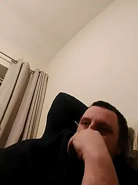 Snapshot of HE-M123 chatting on 21, 12, 2024 HE-M123 online show from 21, 12, 2024