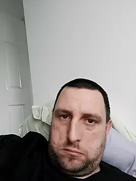 Snapshot of HE-M123 chatting on 8, 10, 2025 HE-M123 online show from 8, 10, 2025