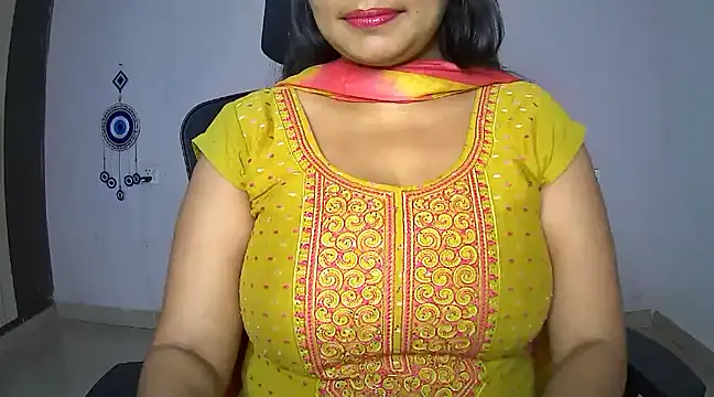 Swetaa  online show from 1, 2, 2025