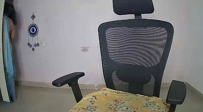 Swetaa  online show from 14, 2, 2025