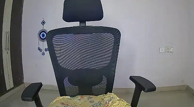 Swetaa  online show from 25, 2, 2025