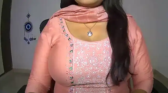 Swetaa  online show from 19, 3, 2025