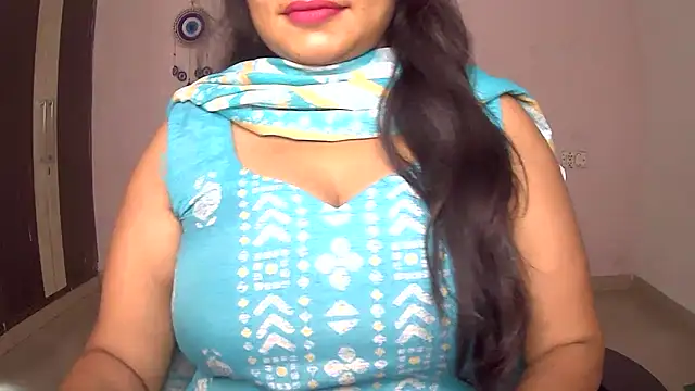 Swetaa  online show from 13, 9, 2025