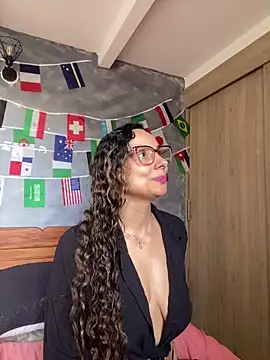 MafeeRoss online show from 20, 6, 2026