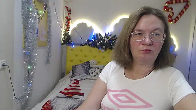 HolyMilfa online show from 22, 12, 2024