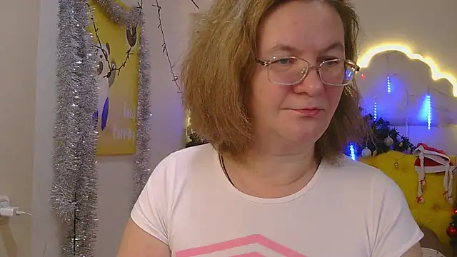 HolyMilfa online show from 12, 1, 2025