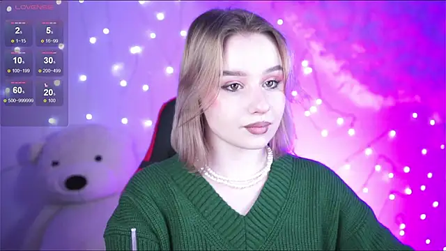 Snapshot of AdeleLoomis chatting on 14, 12, 2024 AdeleLoomis online show from 14, 12, 2024