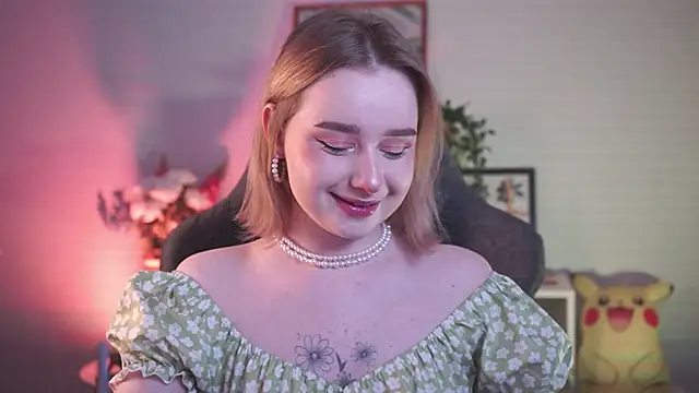 Snapshot of AdeleLoomis chatting on 26, 12, 2024 AdeleLoomis online show from 26, 12, 2024