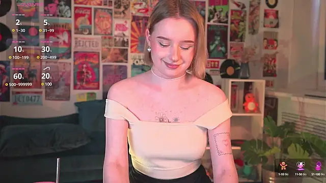 Snapshot of AdeleLoomis chatting on 20, 2, 2025 AdeleLoomis online show from 20, 2, 2025