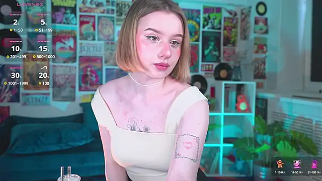 Snapshot of AdeleLoomis chatting on 20, 2, 2025 AdeleLoomis online show from 20, 2, 2025