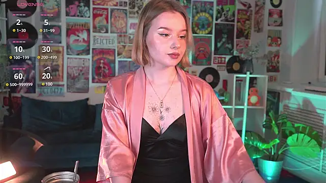 Snapshot of AdeleLoomis chatting on 3, 3, 2025 AdeleLoomis online show from 3, 3, 2025