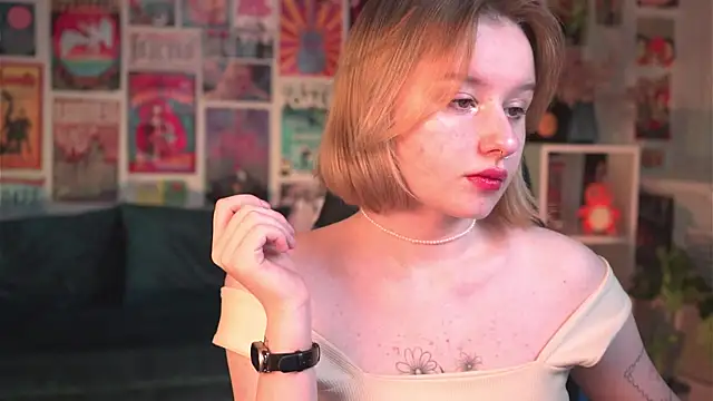 Snapshot of AdeleLoomis chatting on 10, 3, 2025 AdeleLoomis online show from 10, 3, 2025