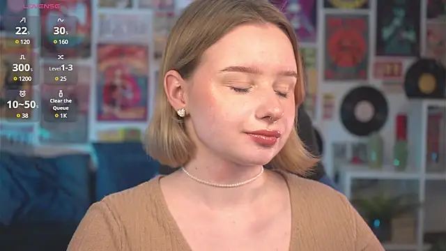 Snapshot of AdeleLoomis chatting on 14, 3, 2025 AdeleLoomis online show from 14, 3, 2025