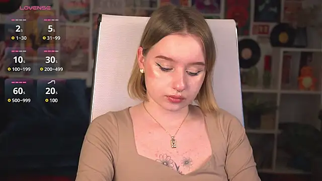 Snapshot of AdeleLoomis chatting on 18, 3, 2025 AdeleLoomis online show from 18, 3, 2025