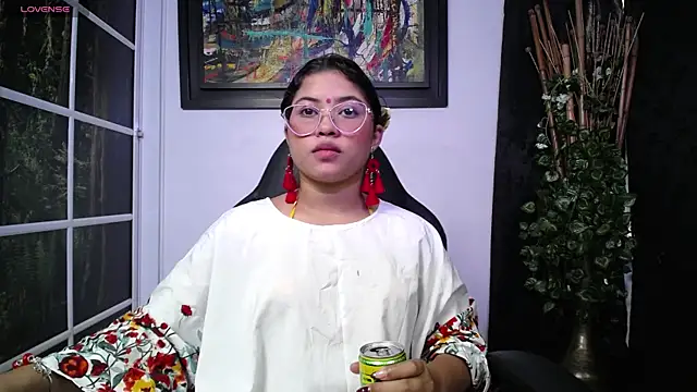 Snapshot of shaila_yojana chatting on 8, 9, 2025 shaila yojana online show from 8, 9, 2025