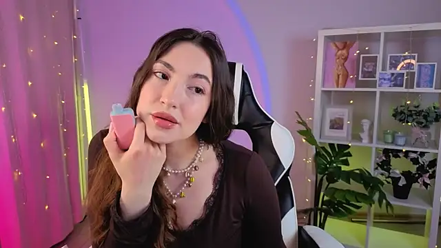 MelissaLovvv online show from 24, 5, 2026
