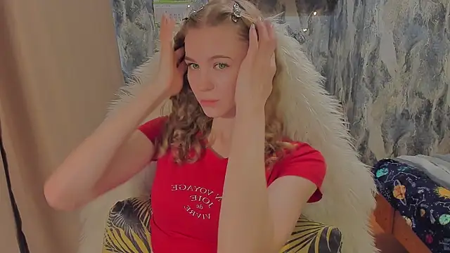 JuxxxsyBunx online show from 5, 12, 2025