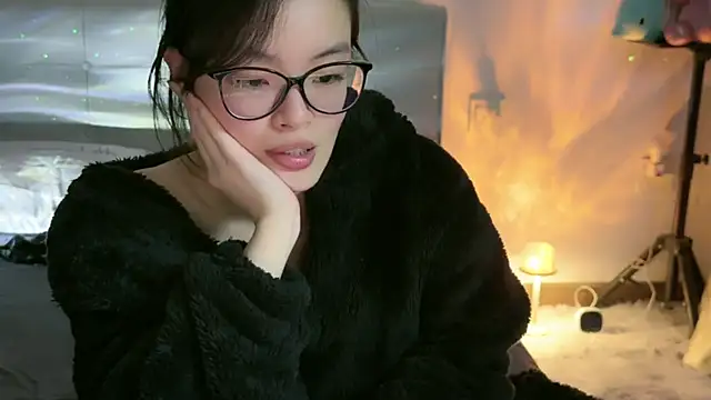 Snapshot of Fairy-HF chatting on 10, 12, 2024 Fairy-HF online show from 10, 12, 2024