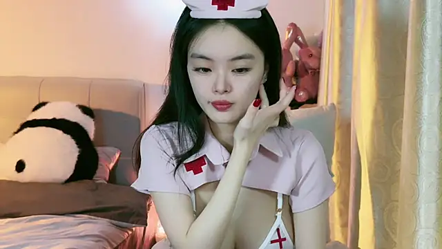 Snapshot of Fairy-HF chatting on 11, 1, 2025 Fairy-HF online show from 11, 1, 2025