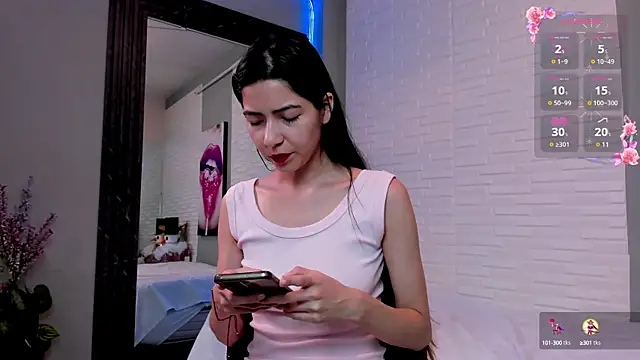 sweetieandjuicyy online show from 11, 12, 2024