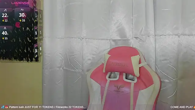 sweetieandjuicyy online show from 27, 10, 2025