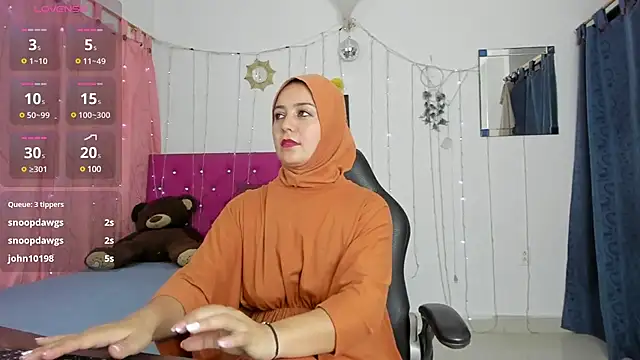 Snapshot of BadraSaadi chatting on 2, 2, 2025 BadraSaadi online show from 2, 2, 2025