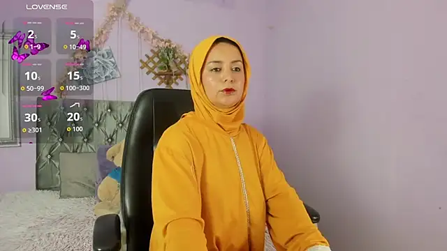 Snapshot of BadraSaadi chatting on 26, 9, 2025 BadraSaadi online show from 26, 9, 2025