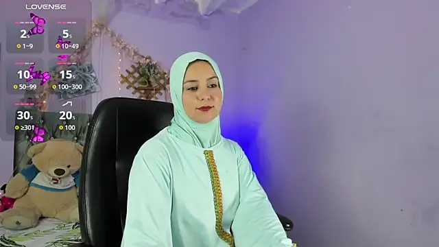 Snapshot of BadraSaadi chatting on 6, 10, 2025 BadraSaadi online show from 6, 10, 2025